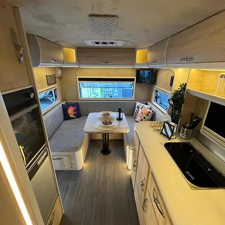 Renka Holidays And Caravans Отель