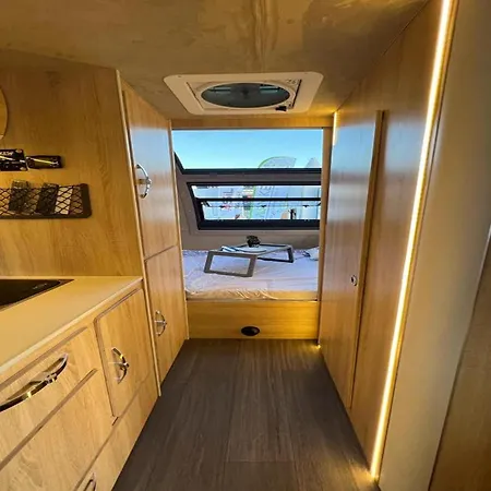 Готель Renka Holidays And Caravans *