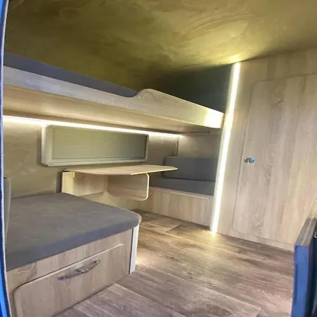 Готель Renka Holidays And Caravans