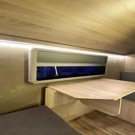 Готель Renka Holidays And Caravans