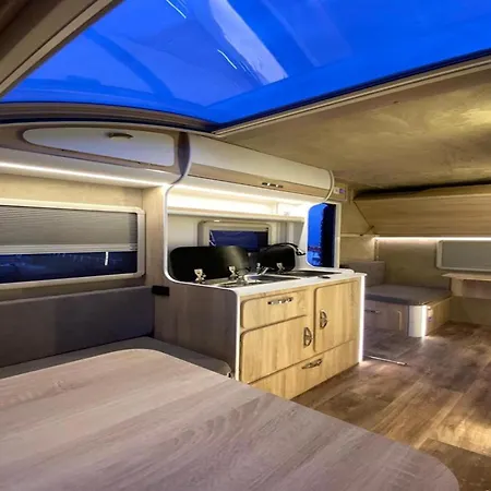 Готель Renka Holidays And Caravans *